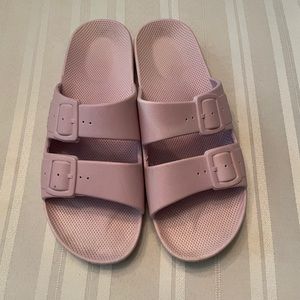 Freedom Moses Lilac Moses Sandals, 42/43